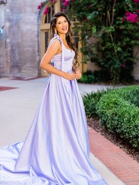 Couture gown - ideal for photoshoots